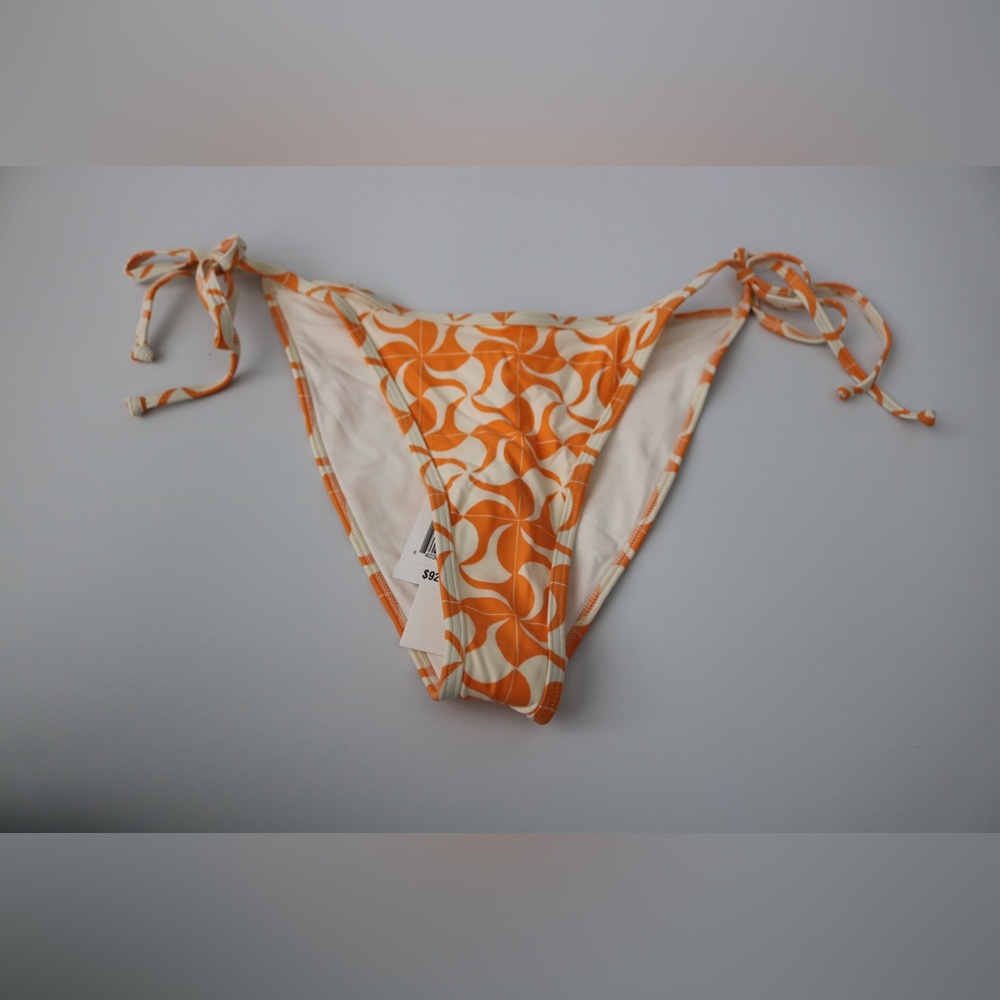 NWT-L*Space Aspen Levy Bikini Bottom- Size Medium - Picture 5 of 7